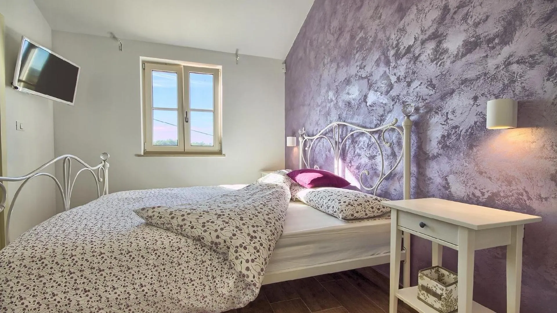 Ferienhaus Mit Privatpool Fuer 8 Personen Ca 170 Qm In Barban, Istrien Bucht Von Rasa Barban