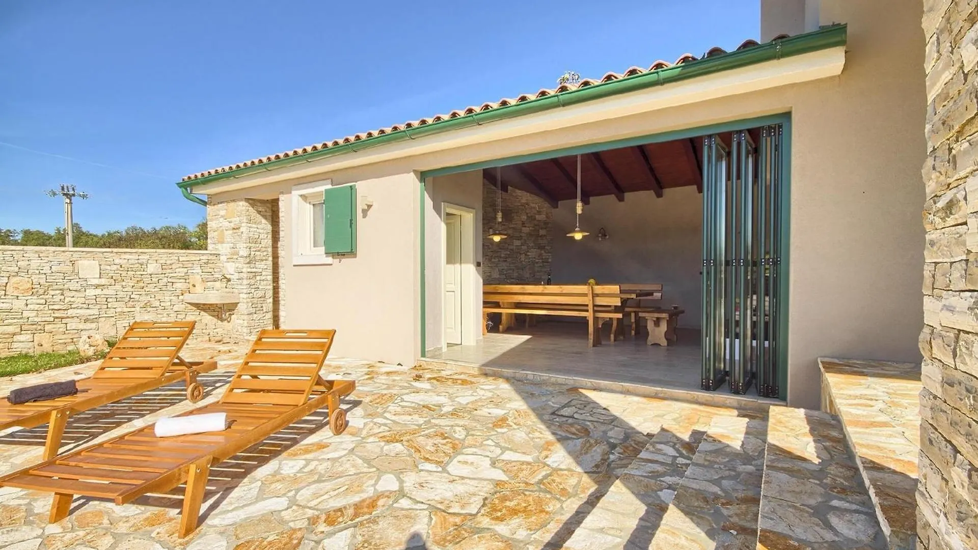 Ferienhaus Mit Privatpool Fuer 8 Personen Ca 170 Qm In Barban, Istrien Bucht Von Rasa Barban